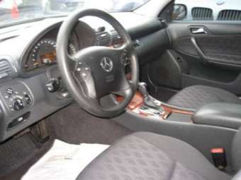 2003 Mercedes-Benz C-Class Pictures