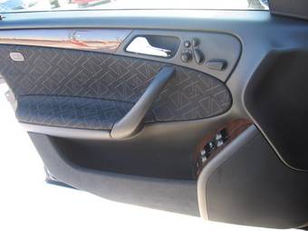2003 Mercedes-Benz C-Class Images