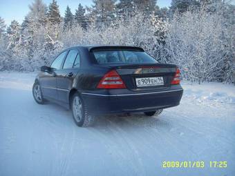2003 Mercedes-Benz C-Class Pictures