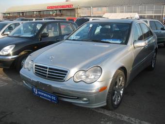 2003 Mercedes-Benz C-Class Pictures