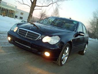 2003 Mercedes-Benz C-Class Photos