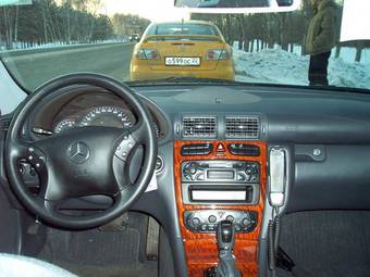 2003 Mercedes-Benz C-Class Pictures