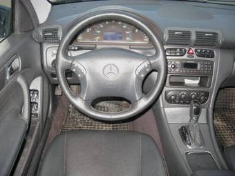 2003 Mercedes-Benz C-Class Pics