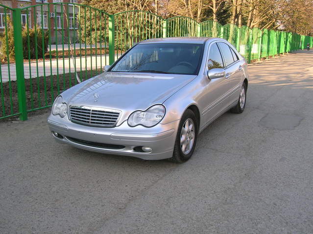 2003 Mercedes-Benz C-Class