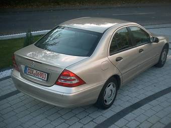 2003 Mercedes-Benz C-Class Photos