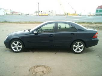 2003 Mercedes-Benz C-Class Pictures