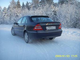 2003 Mercedes-Benz C-Class Photos