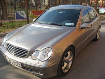 2003 Mercedes-Benz C-Class Pics
