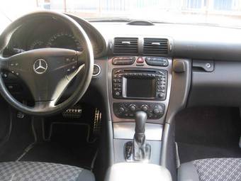2003 Mercedes-Benz C-Class Pictures