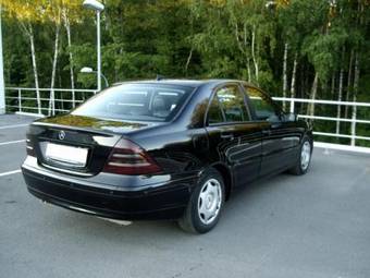 2003 Mercedes-Benz C-Class Pictures