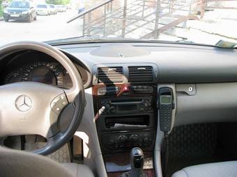 2003 Mercedes-Benz C-Class Photos