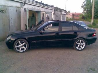 2003 Mercedes-Benz C-Class Pictures