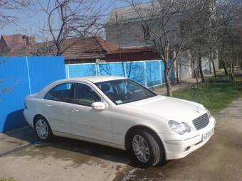 2003 Mercedes-Benz C-Class Photos