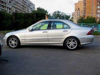 2003 Mercedes-Benz C-Class Photos