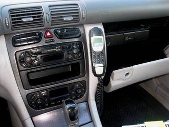 2003 Mercedes-Benz C-Class Images
