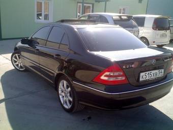 2003 Mercedes-Benz C-Class Pictures