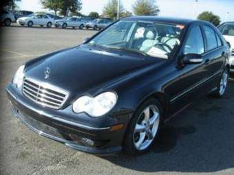 2004 Mercedes-Benz C-Class Pictures