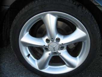 2004 Mercedes-Benz C-Class Pictures