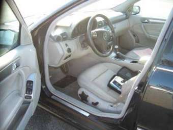 2004 Mercedes-Benz C-Class Pictures