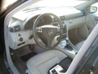 2004 Mercedes-Benz C-Class Photos