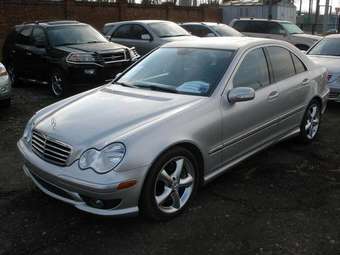 2004 Mercedes-Benz C-Class Photos