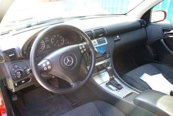2004 Mercedes-Benz C-Class Photos