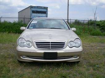 2004 Mercedes-Benz C-Class Photos