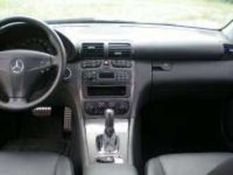2004 Mercedes-Benz C-Class Pictures
