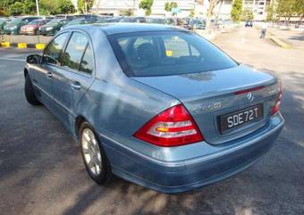 2004 Mercedes-Benz C-Class Pictures