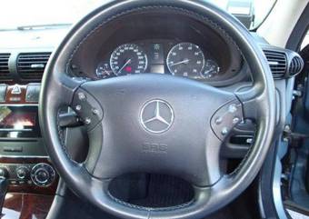 2004 Mercedes-Benz C-Class Wallpapers