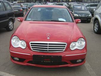 2004 Mercedes-Benz C-Class Photos