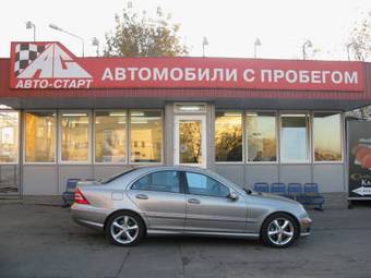 2004 Mercedes-Benz C-Class Photos