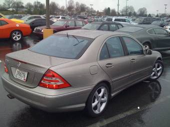 2004 Mercedes-Benz C-Class Pictures