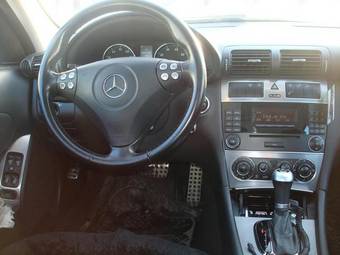 2004 Mercedes-Benz C-Class Pictures