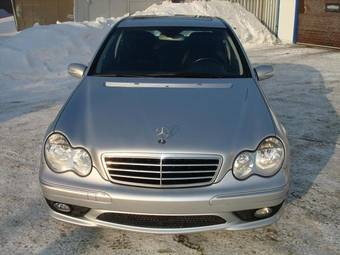 2004 Mercedes-Benz C-Class Pictures