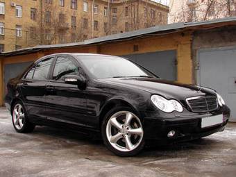 2004 Mercedes-Benz C-Class Photos