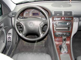2004 Mercedes-Benz C-Class Wallpapers