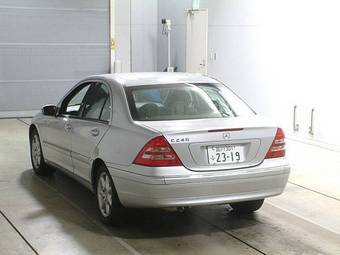 2004 Mercedes-Benz C-Class Wallpapers