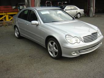 2004 Mercedes-Benz C-Class Images
