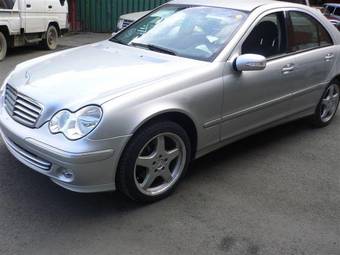 2004 Mercedes-Benz C-Class Pics