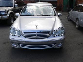 2004 Mercedes-Benz C-Class Photos