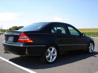 2004 Mercedes-Benz C-Class Pictures