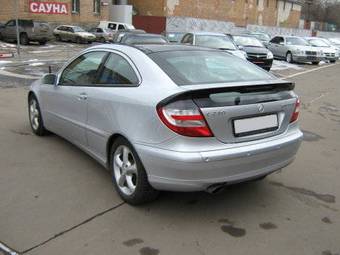 2004 Mercedes-Benz C-Class Pictures