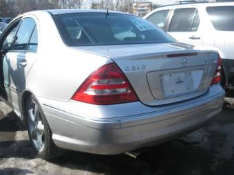 2004 Mercedes-Benz C-Class Pictures