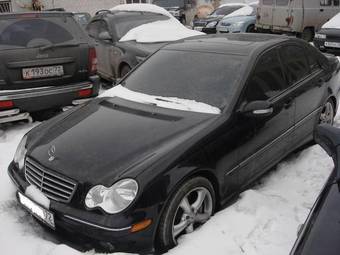 2004 Mercedes-Benz C-Class Photos