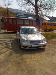 2004 Mercedes-Benz C-Class Pictures