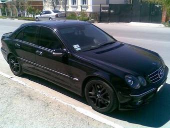 2004 Mercedes-Benz C-Class Photos
