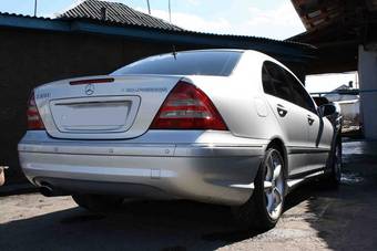 2004 Mercedes-Benz C-Class Pictures