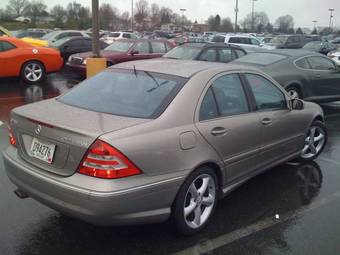 2004 Mercedes-Benz C-Class Photos