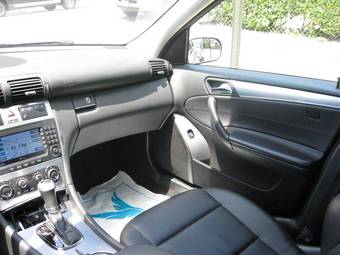 2004 Mercedes-Benz C-Class Images